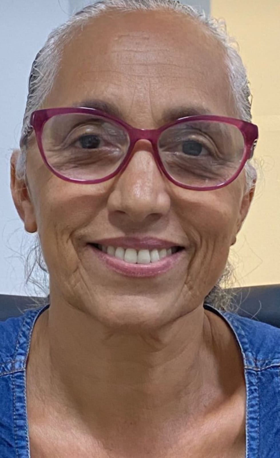 Isabel de Souza Lima, 59 anos